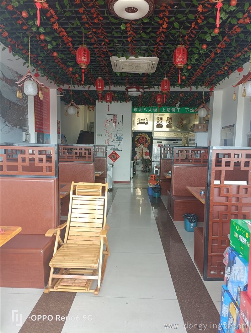 東城營業(yè)中飯店轉(zhuǎn)讓。
